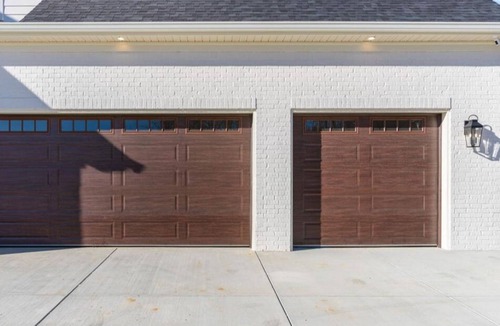 Lake Forest House | Luxury Living, Derby Thrills
