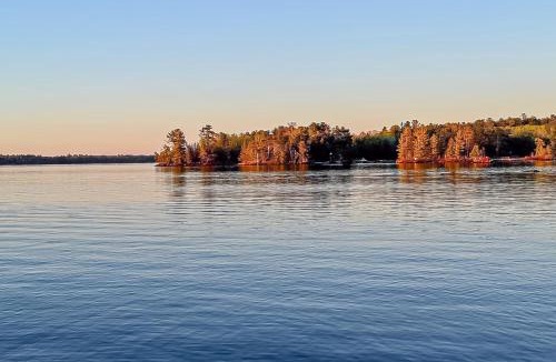 International Falls House | Luxury Rainy Lake House with Private Dock!