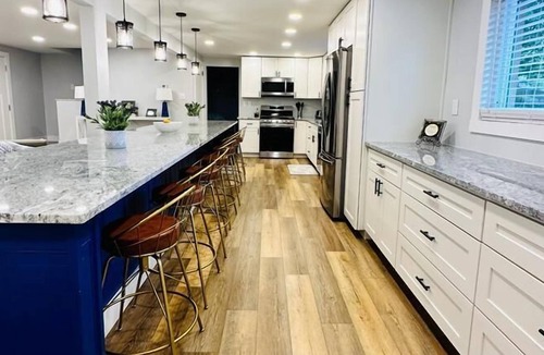 Bethel Park House | Luxury | Relax | Family