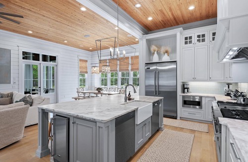 Forest District House | Luxury Retreat with Pool, LSV and Carriage