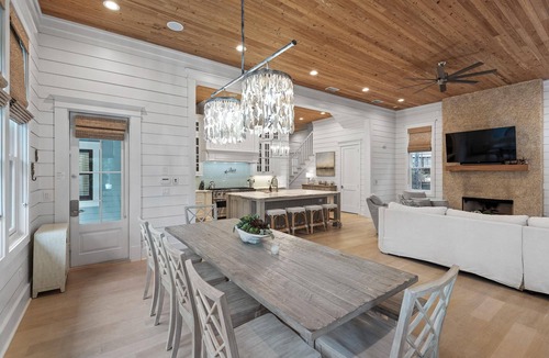 Forest District House | Luxury Retreat with Pool, LSV and Carriage