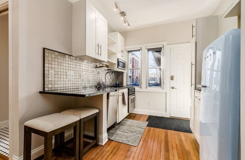 Victorian Village Condo | Luxury Short North Top Floor Condo & 2 Beds