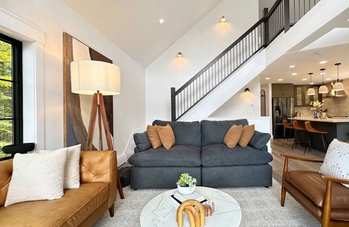 Cornell House | Madison River Experience in the U.P.
