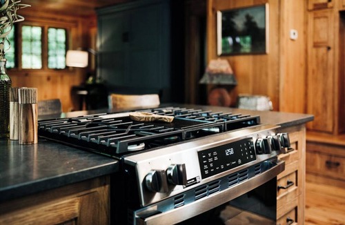 East Jordan Cabin | Magical Jordan River Oasis | Private Cabin & Deck