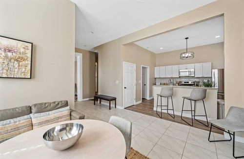 St. Louis House | Magnificent 5BR Beauty ABODEbucks