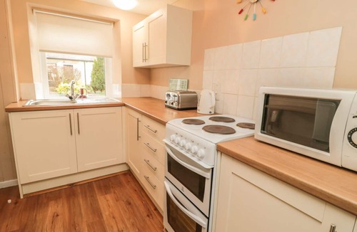 Morpeth Cottage | MAGPIE COTTAGE, Exposed brick wall, WiFi, Morpeth