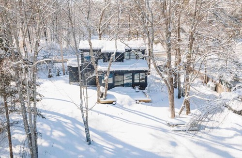 Greenwood House | Maine lake front ski getaway!