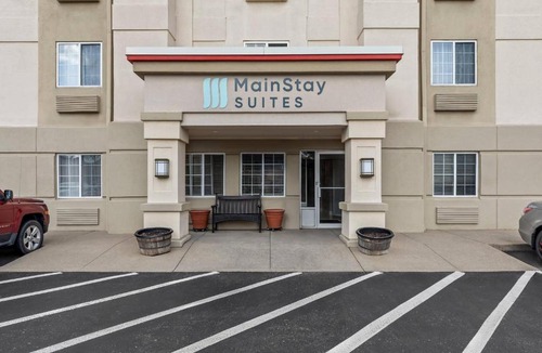 Blue Ash Hotel | MainStay Suites Cincinnati Blue Ash