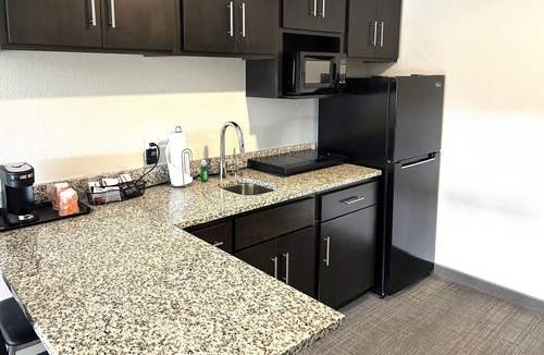 Logan Hotel | MainStay Suites Logan Ohio-Hocking Hills