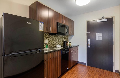 Bridgeton Hotel | MainStay Suites St Louis Airport