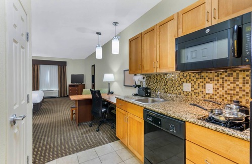 Stanley Hotel | MainStay Suites Stanley