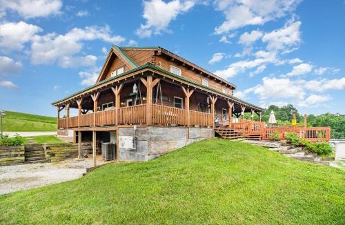 Williamstown Villa | Majestic Oaks Resort