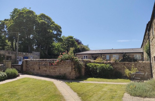 Cramlington Cottage | Maltpool Cottage - Dog‑Friendly 2‑Bedroom cottage perfect for families & couples