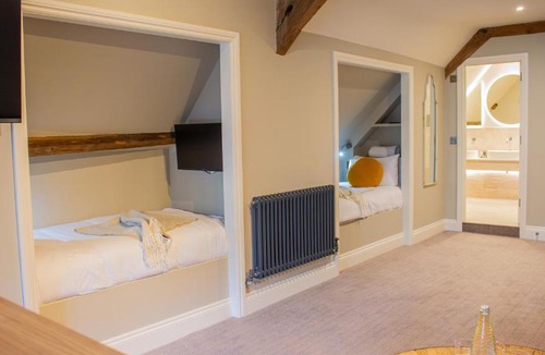 West Auckland Hotel | Manor House Hotel