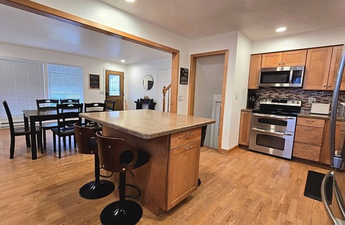 Vienna House | Maple House Spacious Family Home with Private Pool