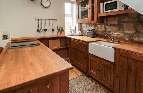 Morpeth Cottage | Maple Tree Cottage