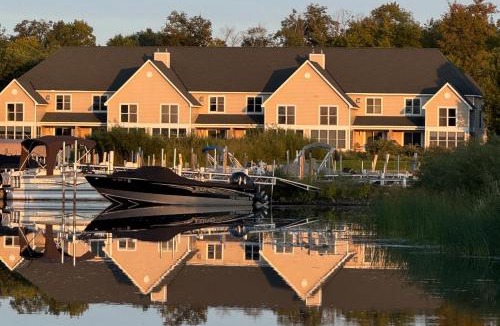 Onamia House | Marina Access & Lake Views: Family Gem in Onamia