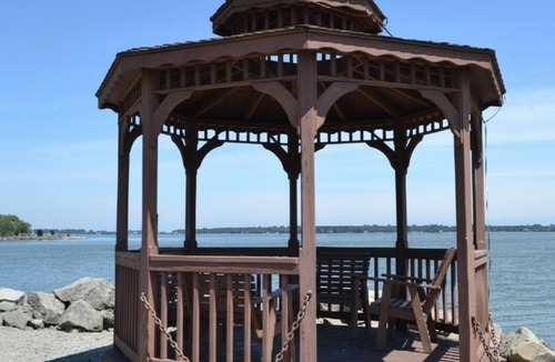 Marblehead House | Marina Breeze 3BR House #20 at South Beach Resort — Bay Views