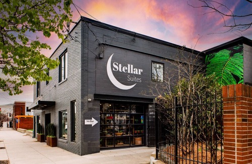 East Market District Apartment | Market #5 · Stellar Suites | Turquoise Suite in NuLu | Bikes