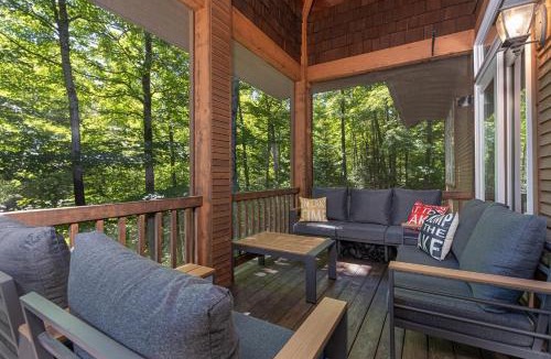 Mercer House | Martha Lake Retreat in Mercer WI