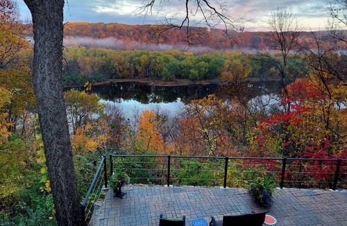 Osceola House | Marvelous 7-bedroom house overlooking the St. Croix River in Osceola