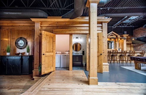 Lexington Apartment | MASSIVE Luxurious Loft-style Suite in Downtown Lexington! 7,000 sq/ft!