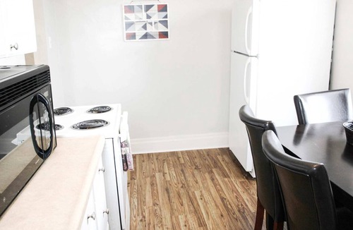 Bloomfield Apartment | Mathilda Street Trio - City View - 2 Queen Beds
