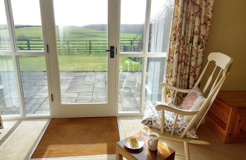 Spennymoor Cottage | Meadow cottage- two bedrooms both ensuite and all on one level.