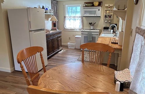 Woodward Cottage | Meadow Sweet Cottage