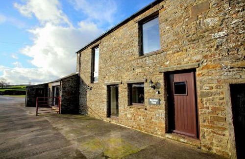 Aysgarth House | Meadow View