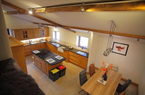 Aysgarth House | Meadow View