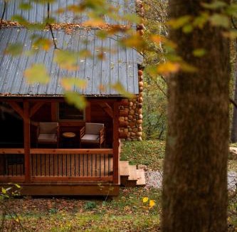 McArthur House | Memories at Hillside A Modern Cabin Hocking Hills