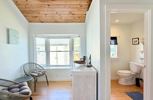 Freeport House | Mermaid's Chair Private Beach Hot Tub