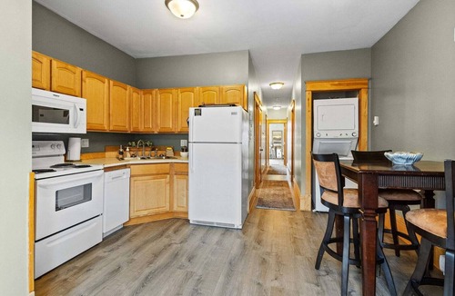 Observation Hill Condo | Mesaba Terrace, Heirloom Vacations