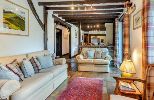 Bampton House | Mews Cottage