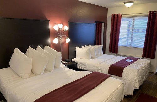 Petoskey Hotel | @ Michigan Inn & Lodge