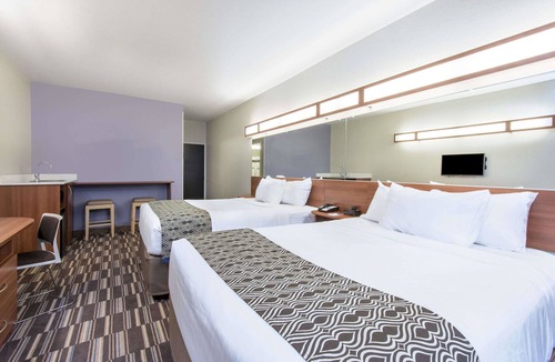 Cadiz Hotel | Microtel Inn & Suites By Wyndham Cadiz