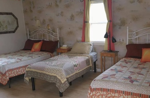 Cornish Hotel | Midway Lodging