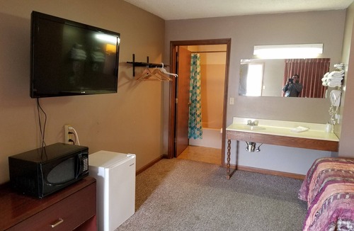 Paoli Hotel | Midwest inn motel
