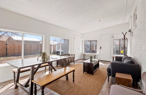 Dupont House | Mile High Haven - Pet Friendly Home Minutes to Boulder and DT Denver