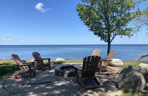 Onamia Villa | Mille Lacs Beach Villa - Lakefront 2BR Condo