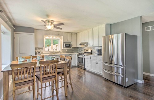 Garrison House | Mille Lacs Lake Home! Fishing Dock, Game-room, Amazing yard, Kayaks to enjoy!