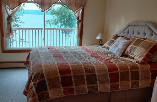 Traverse City House | Miller's Landing