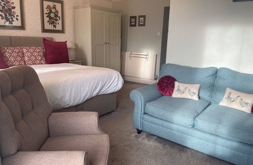 Askrigg House | Milton house-studio apartment . mill gill suite
