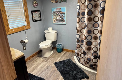 Cleora Cabin | Mini-Lodge at Grand Lake, OK