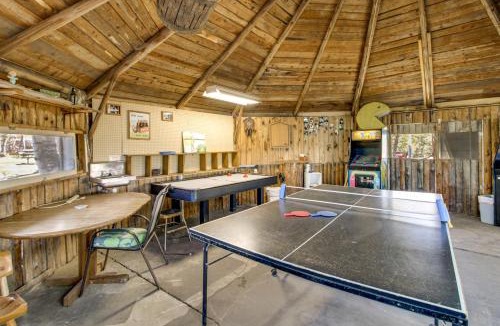 Puposky House | Minnesota Lake Escape! Waterside Resort Cabin
