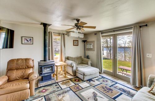 Puposky House | Minnesota Lake Escape! Waterside Resort Cabin