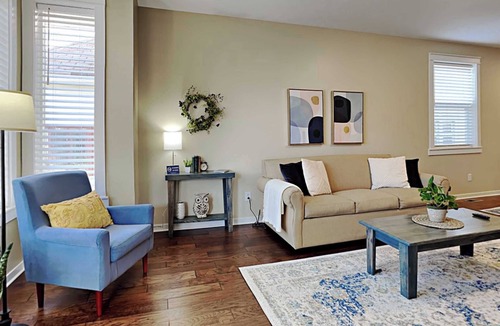 Indianapolis House | Mins to Downtown & Raceway! Rookwood Retreat 1 & 2