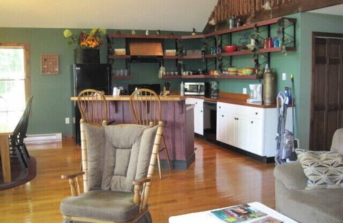 Mayville House | Minutes from Beautiful Chautauqua Lake and Chautauqua Inst.