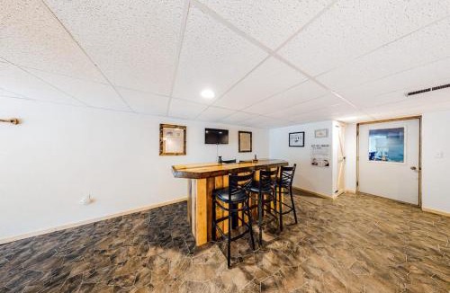 Lac du Flambeau House | Mitten Lake Retreat